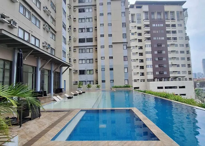 R1123 Tower 3 Persimmon Aparthotel